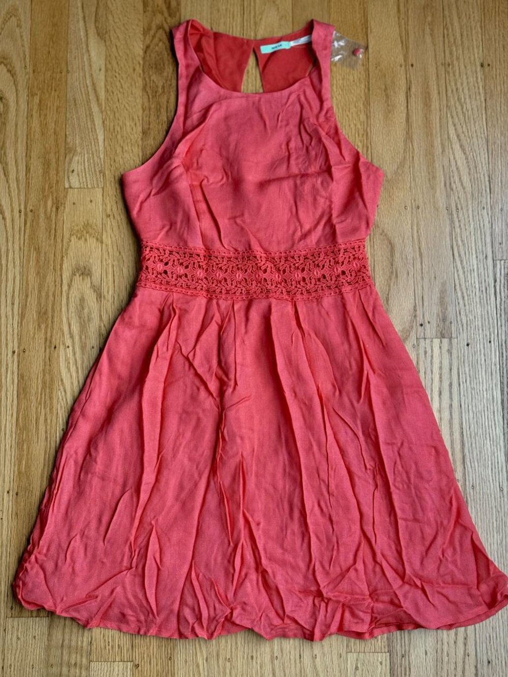 NEW UO X Kimchi Blue Coral Crochet Lace Waist Fit & Flare Open Back Dress - 0 - Picture 3 of 10